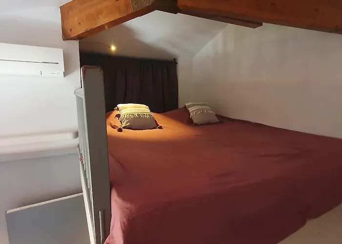 Hébergement de vacances Calme, Confortable, *
